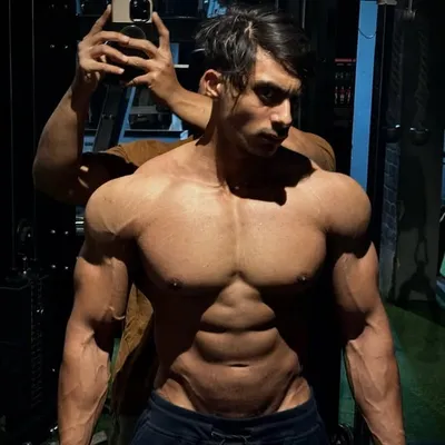 MOIN BEAST | FITNESS PROFESSIONAL profile