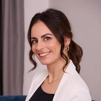 Sarah Trajković | Karijerni & biznis mentor profile