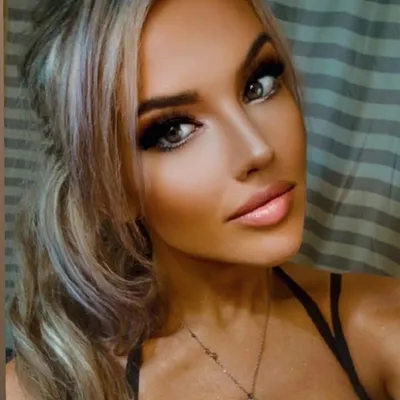 Molly Newton profile