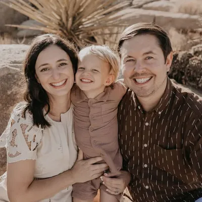 Mollyann Russell profile