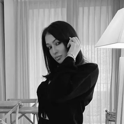 Molly Puri profile