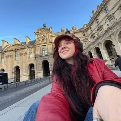 molly russo 🤠 profile