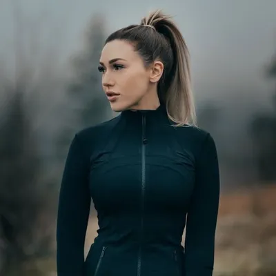 MOLLY SMITH profile