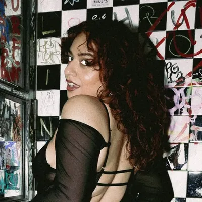 MO MAMI profile