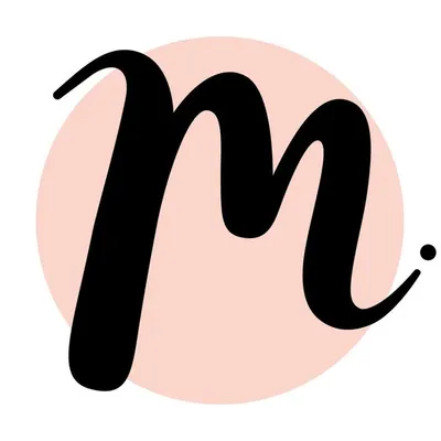 Mom.com profile