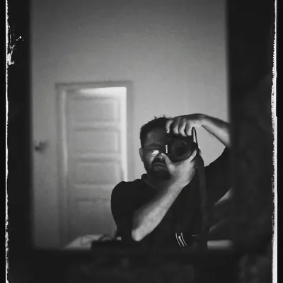 ๐๐จ๐ฆ๐๐ง๐ญ๐ฌ ๐๐๐ข๐ณ๐๐ l Photographer profile