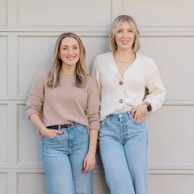 Moms in the Mirror | Casual Mom Style profile