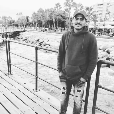 @Momy001# profile