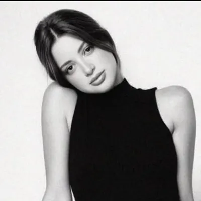Mona Farouk profile