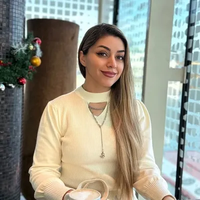 Mona Asshabi profile