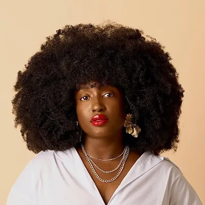 MO’NAE | THE DAILY CEO profile
