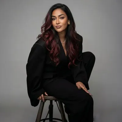 Mona Munshi profile