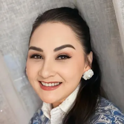 Mona Ratuliu profile