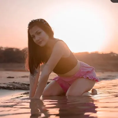 ๐๐จ๐ง๐ข ๐ผ profile