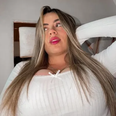 Mónica Acero profile