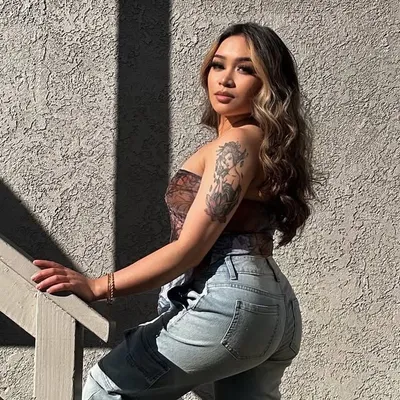 Monica Laire profile
