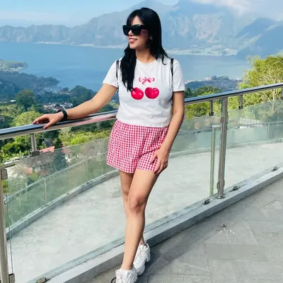 Monica Mudgal 🌷 profile
