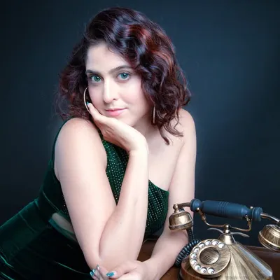Monicaa bhadoriya profile