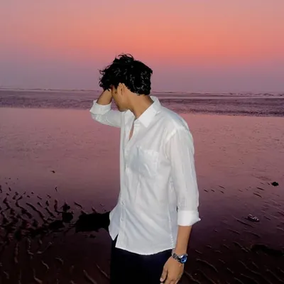 M O N I L ๐ profile