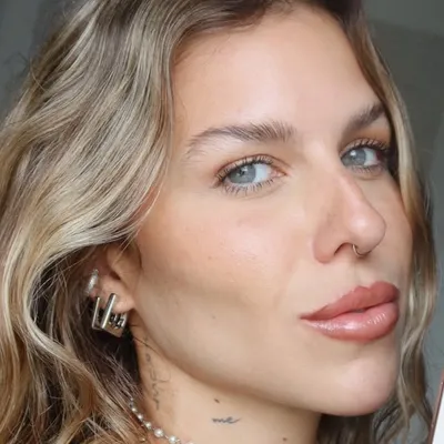 Monique Escapeti profile