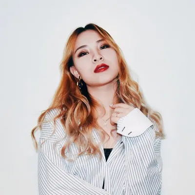 Monica Z. profile