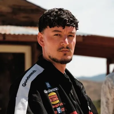 M O N T E Z profile