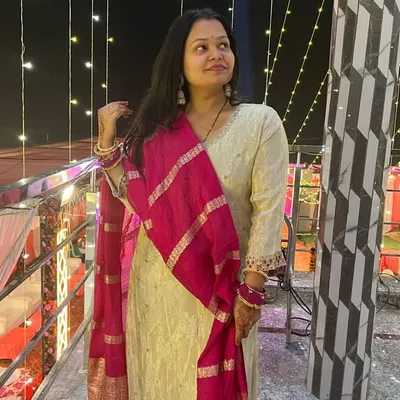 Chandni ๐ profile