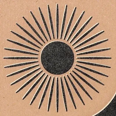 Moon.Works Healing studio profile