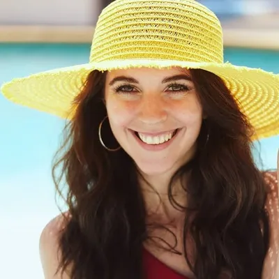 Claudia Moras Báez profile