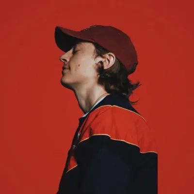 ๐๐จ๐ฌ๐๐ฒ ๐๐ถ๐ผโโ๏ธ profile