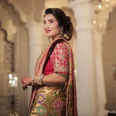 Moshmi Awade profile
