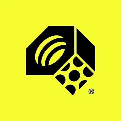 Mountain Hardwear profile