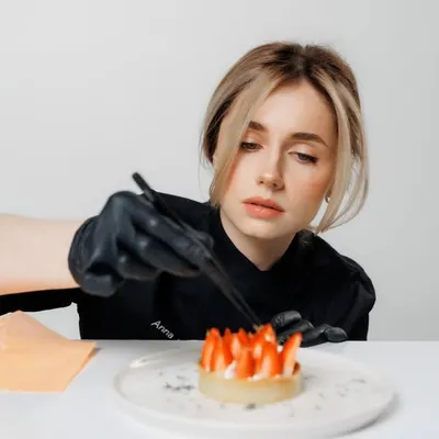 АННА МОЗГОВА | КОНДИТЕР | ДЕСЕРТИ | ТОРТИ | КИЇВ | РЕЦЕПТИ profile