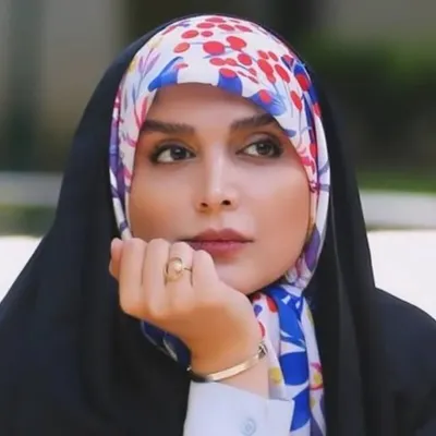 فن پیج خانم مژده لواسانی profile