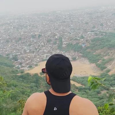 MR—Nayaz profile