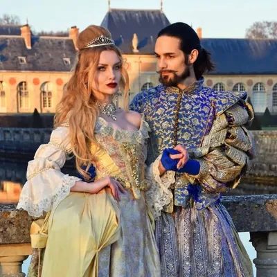 Mr. & Mrs. Costume profile