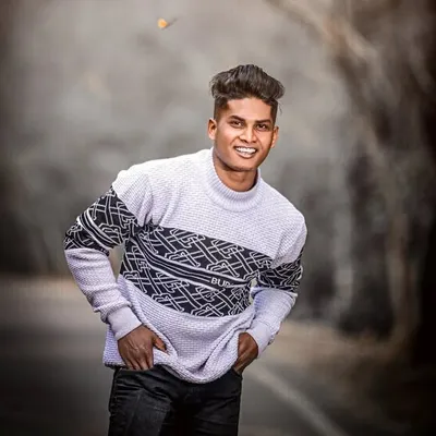 Mr. K E shaV..๐ profile