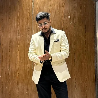 SUJAL MEHROTRA🥀 profile