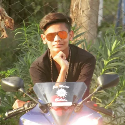 ๐ vaibhav parekh ๐ profile