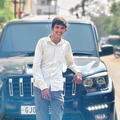 Dhruv Joshi profile