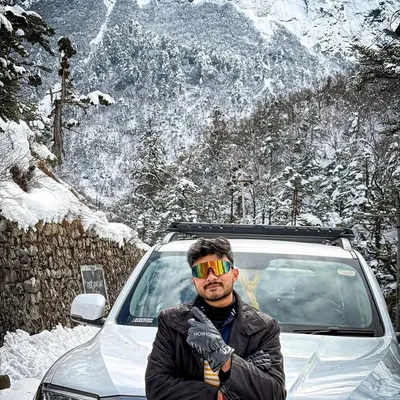 Abhishek Chandra profile