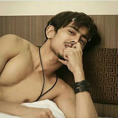Adnaan Shaikh ๐๐๐ฐ profile