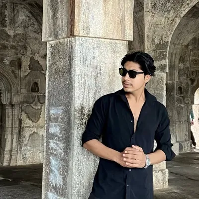 Ahtesham Khan profile