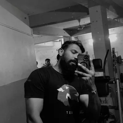 🍷 Devang mali🍷 profile