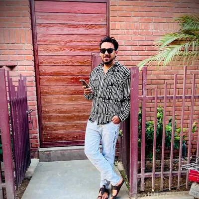 md khan profile