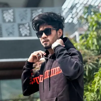 Izhaar khan profile