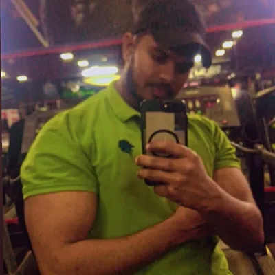 maahi SHAIKH ♠ profile