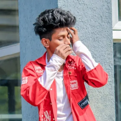 ๐ฆ๐จ๐ ๐๐ง ๐ ๐๐๐ง๐ข๐งฟ๐ซ profile