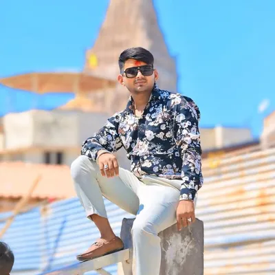 કૃષ્ણ પ્રેમી 🪈👑 profile