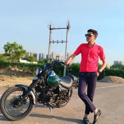 Pragnesh Solanki profile